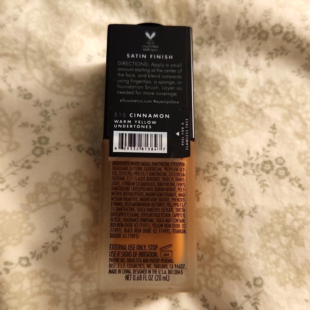 ELF FLAWLESS SATIN FOUNDATION - Picture 3 of 5